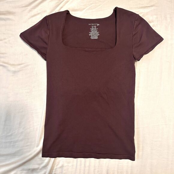Free People Intimately Clean Lines Sunfade Baby Tee in Chocolate Merlot EUC - Picture 4 of 6